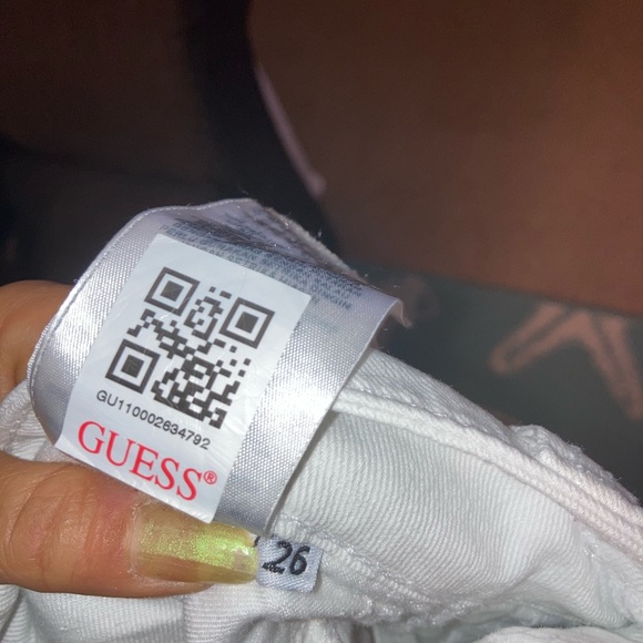 White guess jeans daredevil boot cut great condition sz 26 - Picture 5 of 5